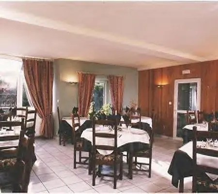 Logis La Source Du Mont