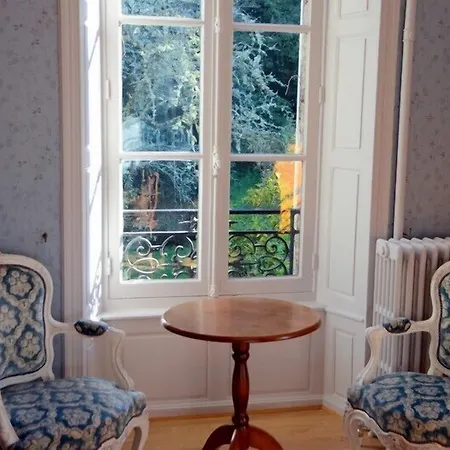 酒店 Logis La Source Du Mont 圣马丹-瓦尔姆鲁