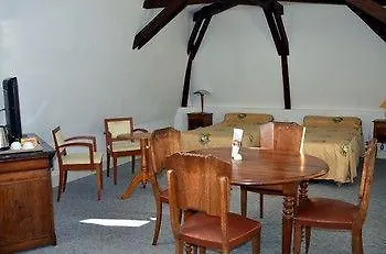 Logis La Source Du Mont Saint-Martin-Valmeroux