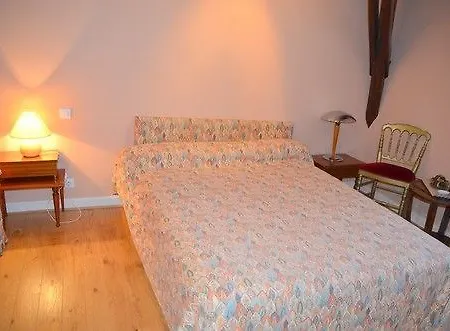 Logis La Source Du Mont 圣马丹-瓦尔姆鲁