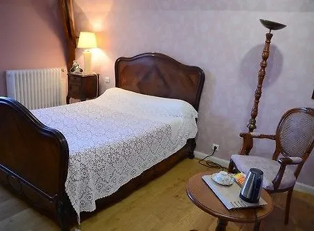 Logis La Source Du Mont