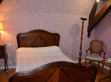 Logis La Source Du Mont