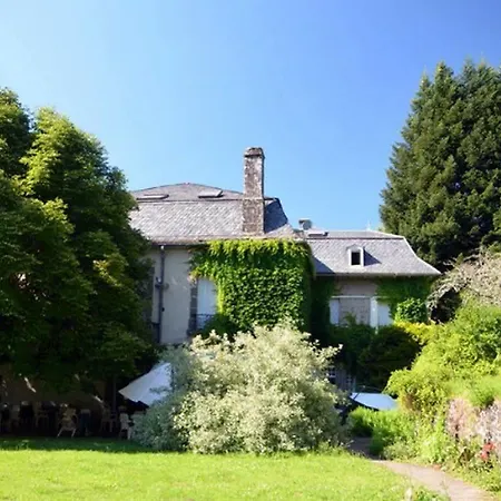 Logis La Source Du Mont Hotel 3*