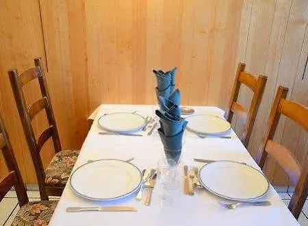 Logis La Source Du Mont 酒店 圣马丹-瓦尔姆鲁